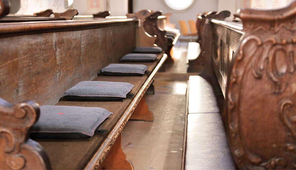 heatme Akku Heizkissen kabellos Heizlösung Wärme Kirche Bank Stuhl